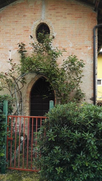 Vila Agriturismo Licensi Del Bresa Monzambano Exteriér fotografie