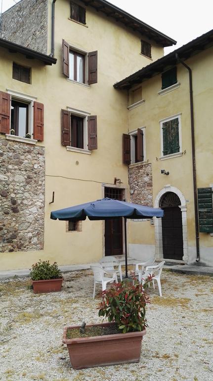Vila Agriturismo Licensi Del Bresa Monzambano Exteriér fotografie