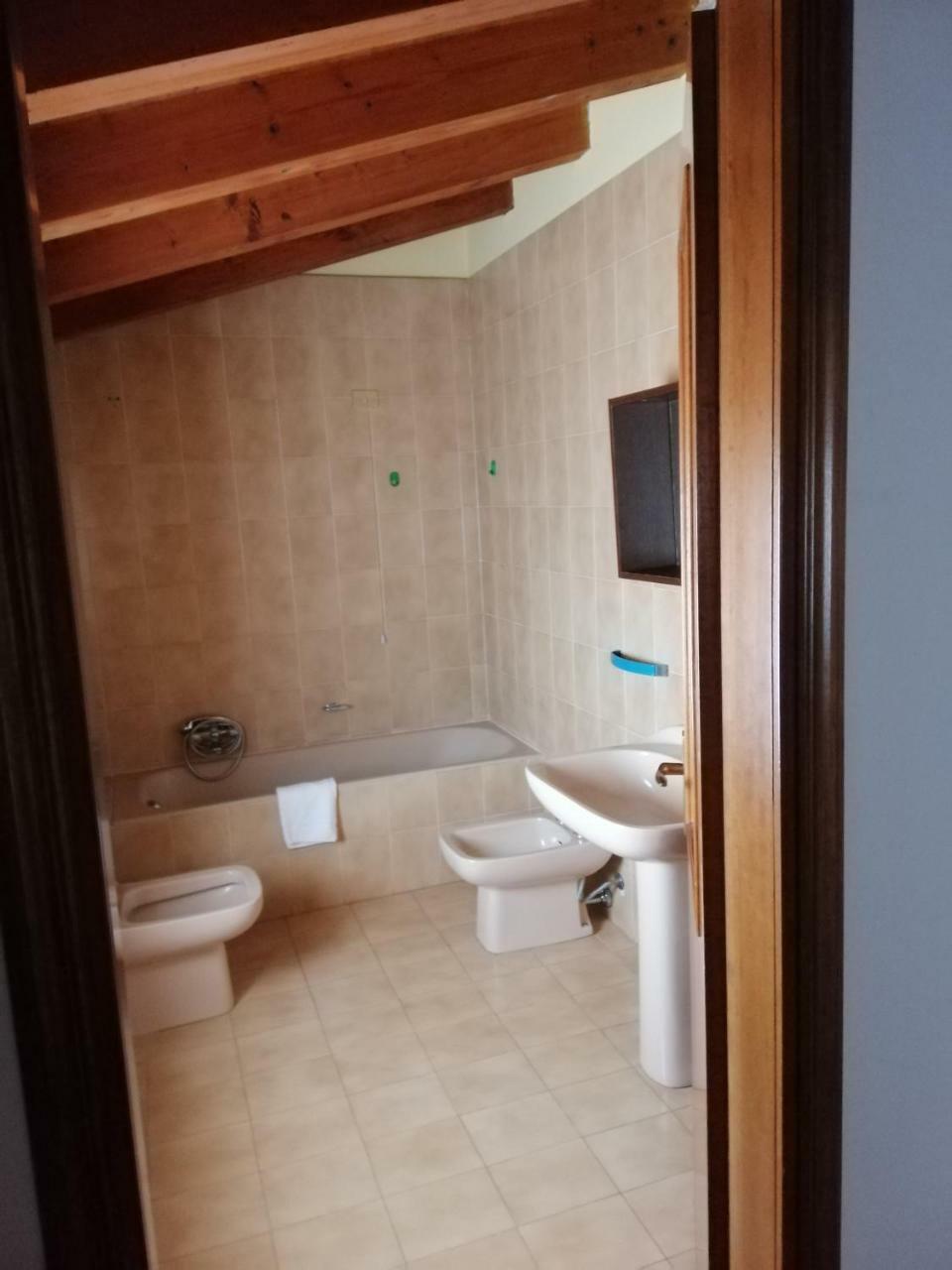 Vila Agriturismo Licensi Del Bresa Monzambano Exteriér fotografie